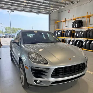 2016 Porsche Macan S