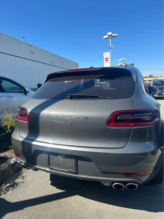 2016 Porsche Macan - Image 3 of 6