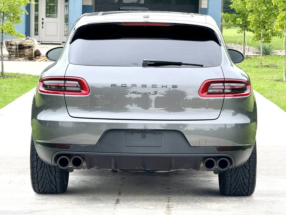 2016 Porsche Macan - Image 9 of 19