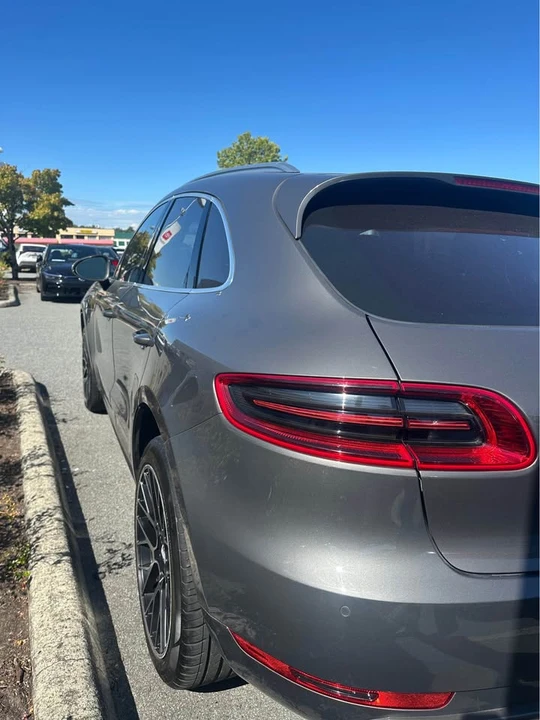 2016 Porsche Macan - Image 4 of 6