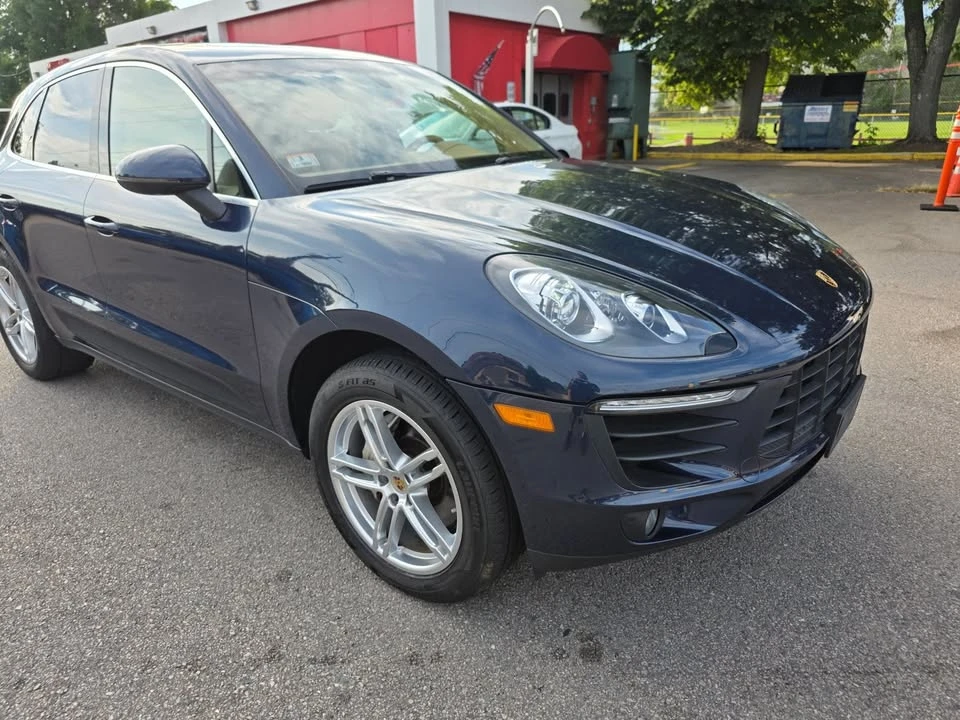 2016 Porsche Macan - Image 8 of 16