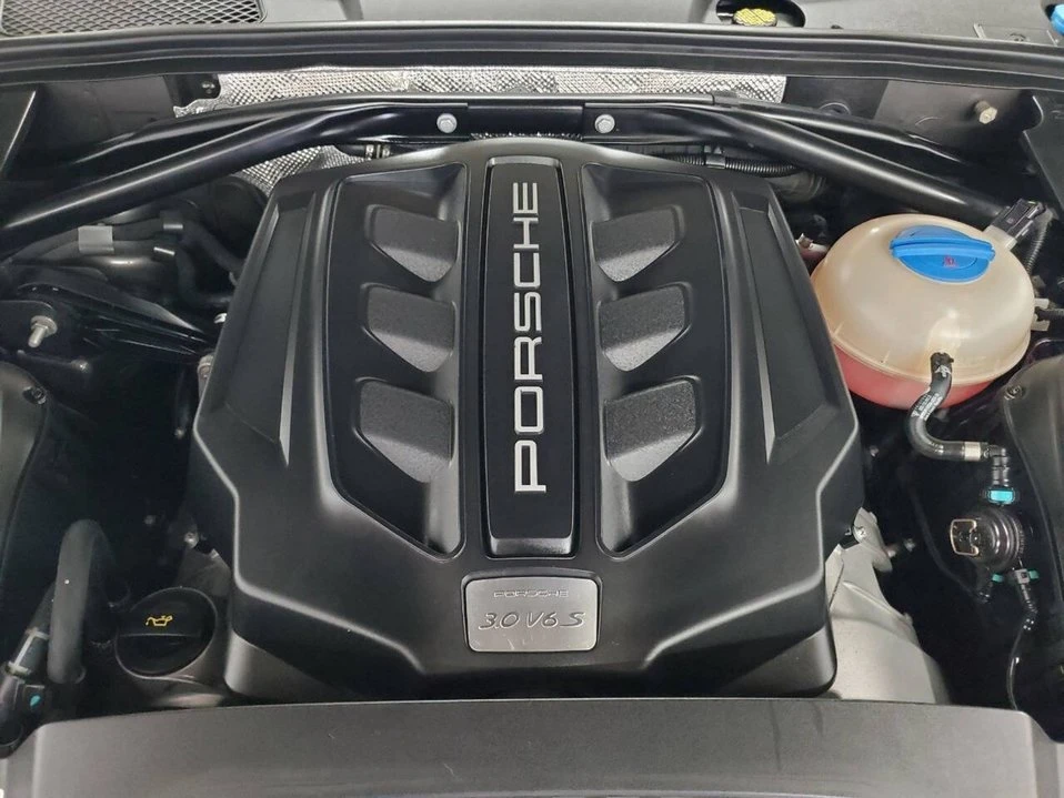2016 Porsche Macan - Image 4 of 20