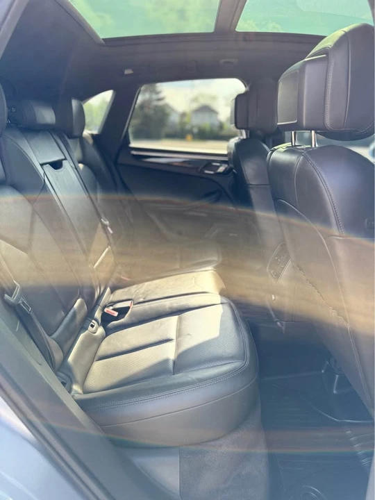2016 Porsche Macan - Image 11 of 17