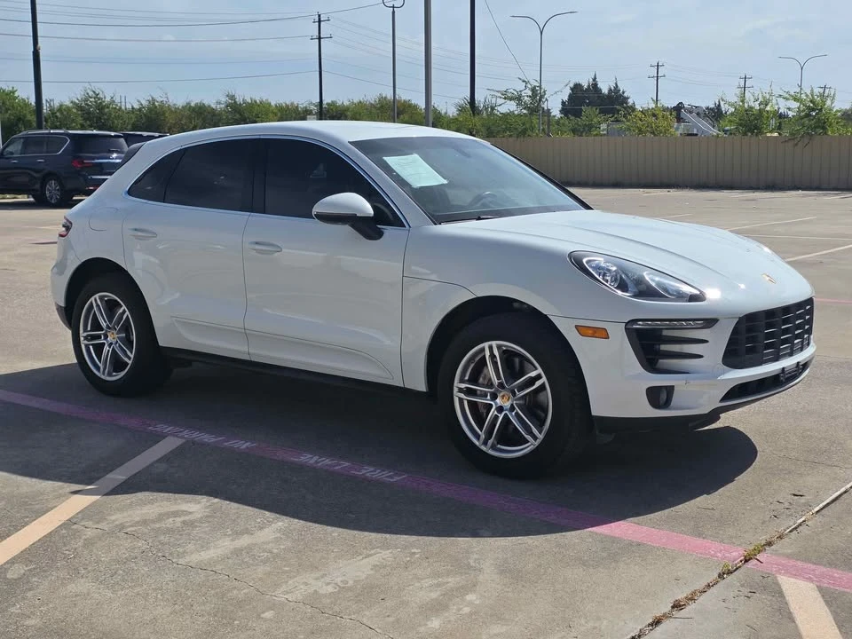 2016 Porsche Macan - Image 8 of 16