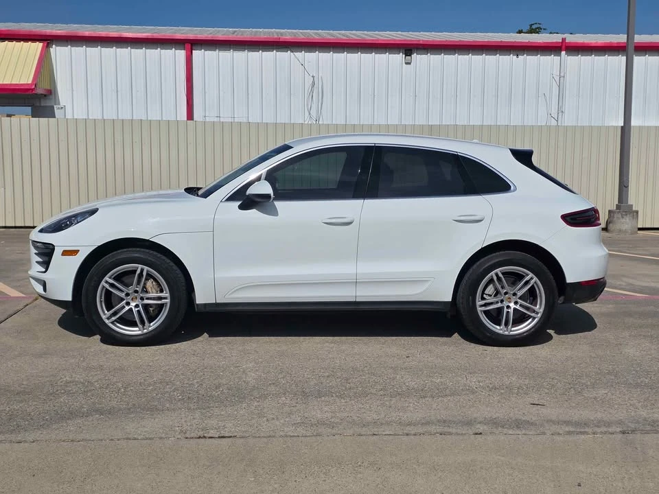 2016 Porsche Macan - Image 3 of 16