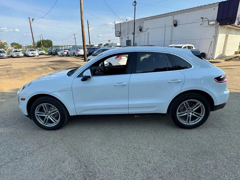 2016 Porsche Macan - Image 6 of 14