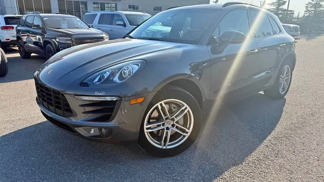 2016 Porsche Macan S