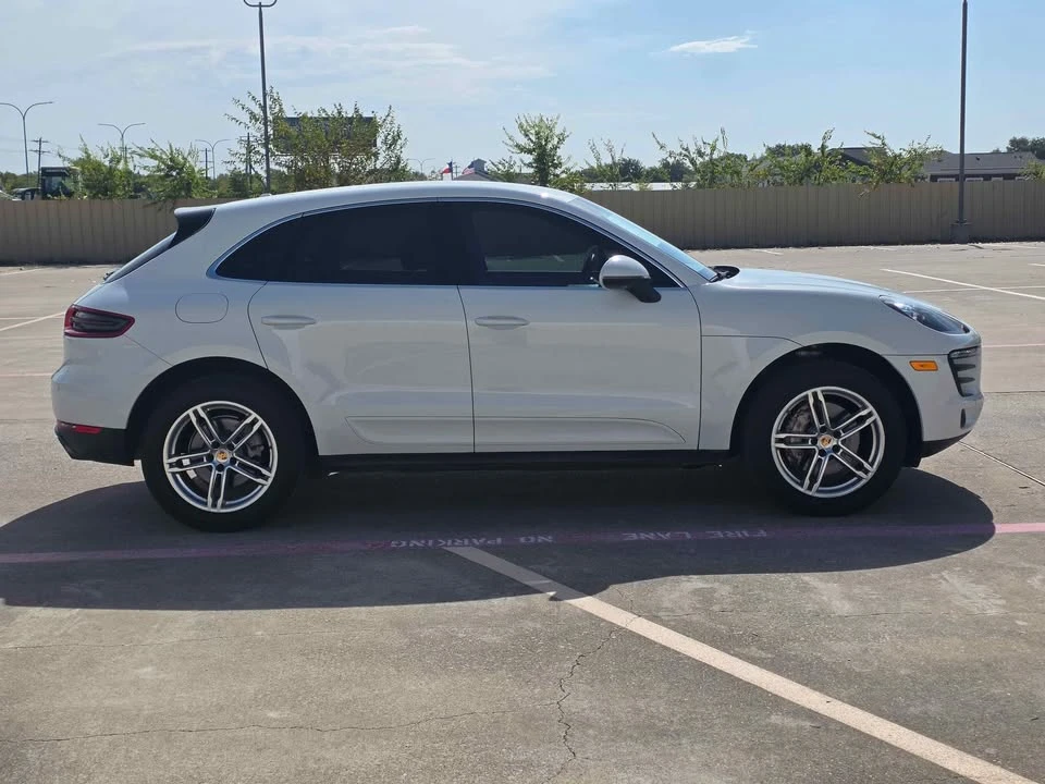 2016 Porsche Macan - Image 7 of 16