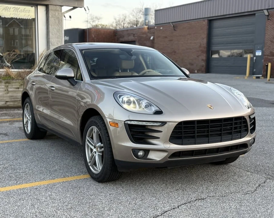 2016 Porsche Macan - Image 3 of 15