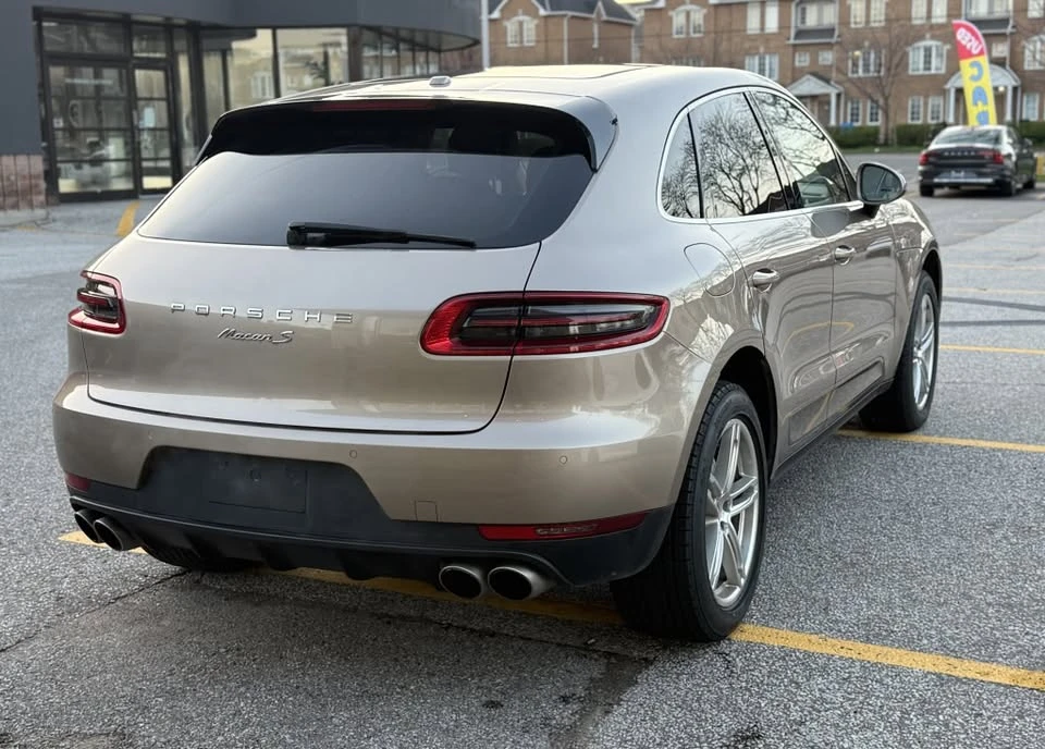 2016 Porsche Macan - Image 4 of 15
