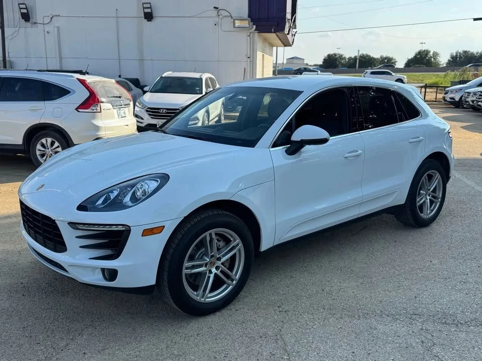 2016 Porsche Macan - Image 3 of 16