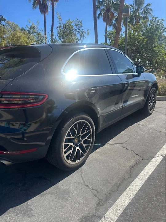 2016 Porsche Macan - Image 2 of 4