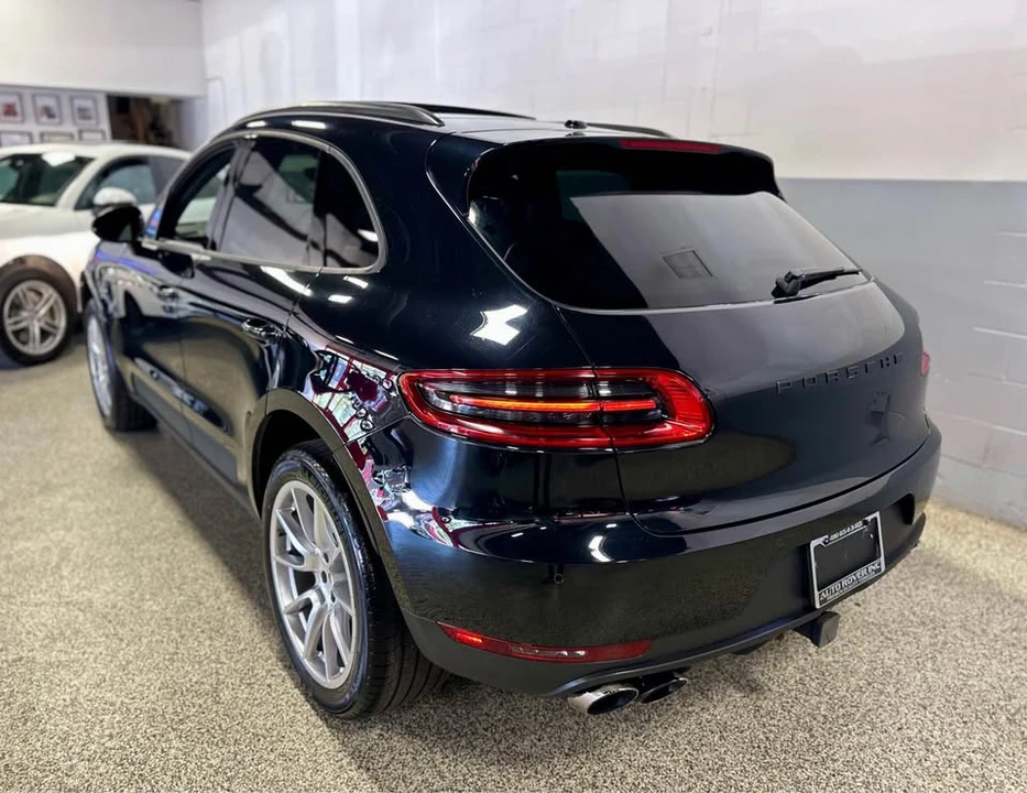 2016 Porsche Macan - Image 4 of 18