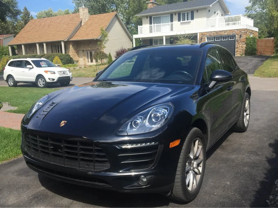2016 Porsche Macan - Image 2 of 3