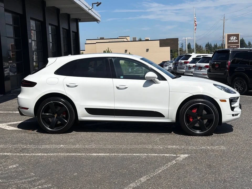 2016 Porsche Macan - Image 12 of 20
