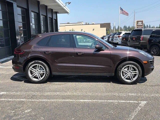 2016 Porsche Macan - Image 7 of 20