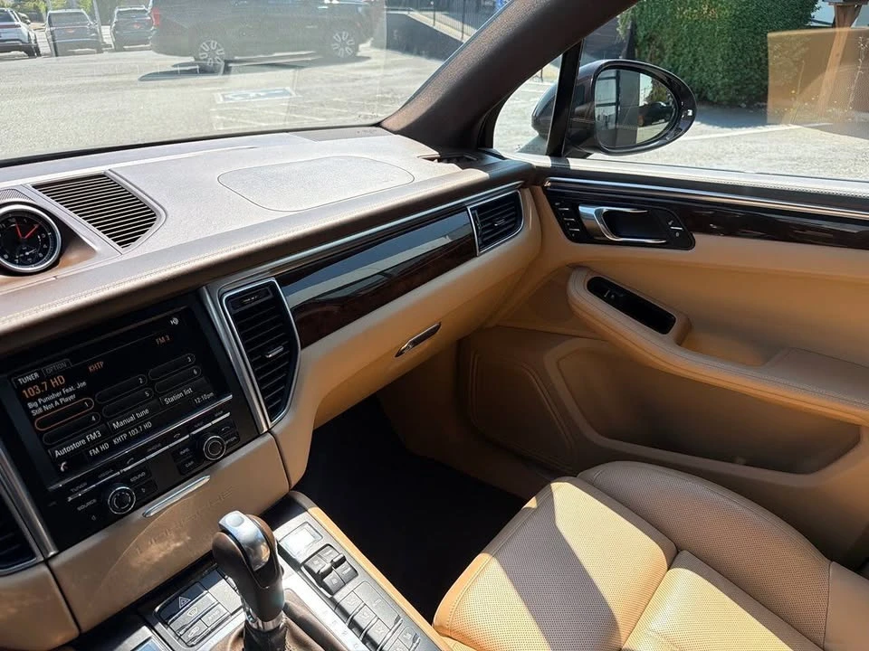 2016 Porsche Macan - Image 20 of 20