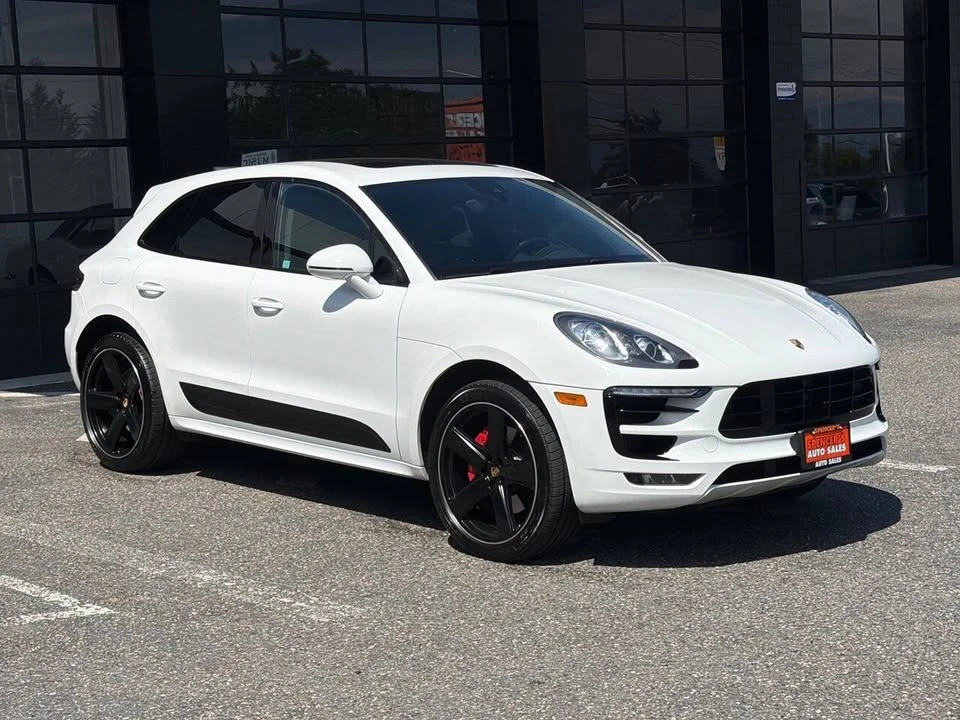 2016 Porsche Macan - Image 14 of 20