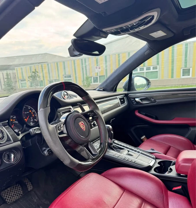 2016 Porsche Macan - Image 6 of 10