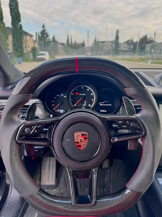2016 Porsche Macan - Image 2 of 10