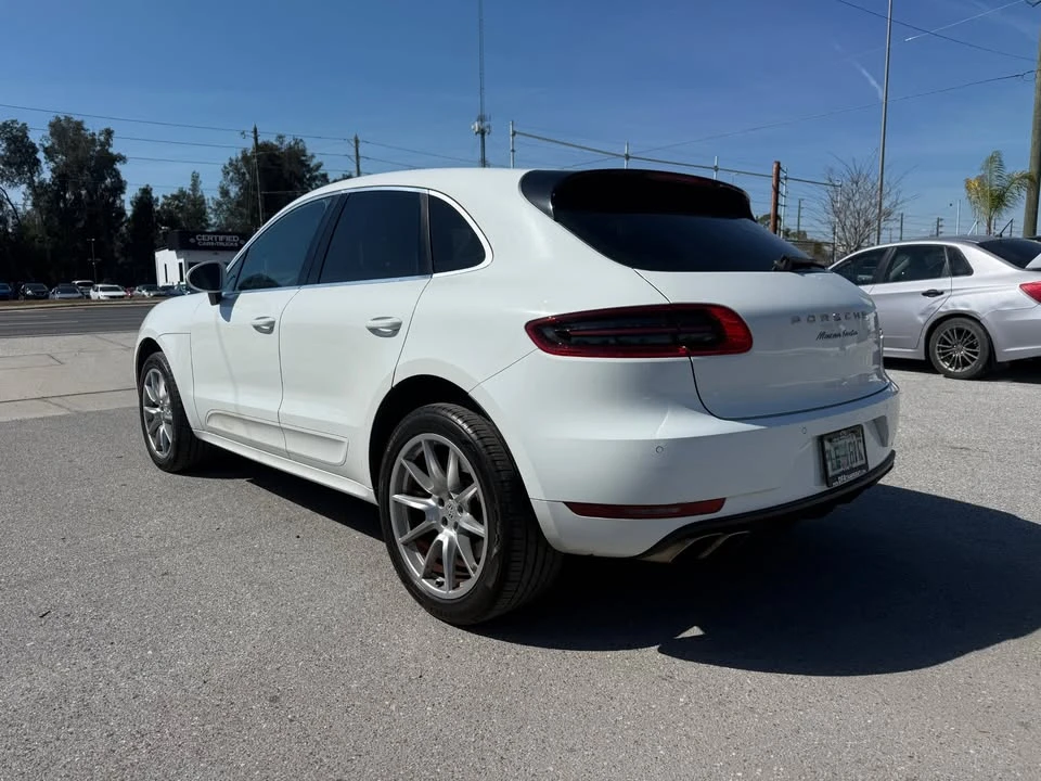 2016 Porsche Macan - Image 5 of 13