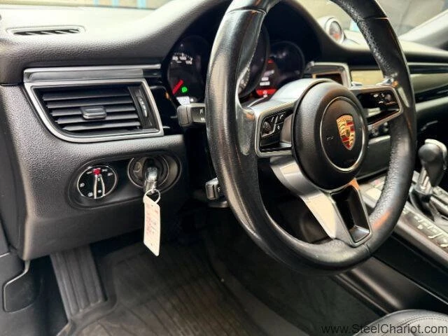 2016 Porsche Macan - Image 20 of 20