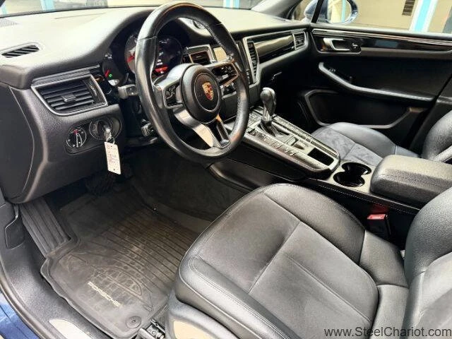 2016 Porsche Macan - Image 11 of 20