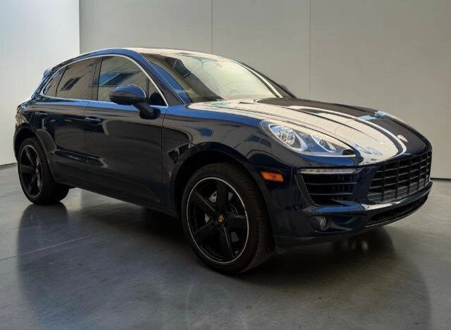 2016 Porsche Macan - Image 8 of 20