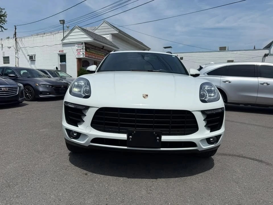 2016 Porsche Macan - Image 2 of 17