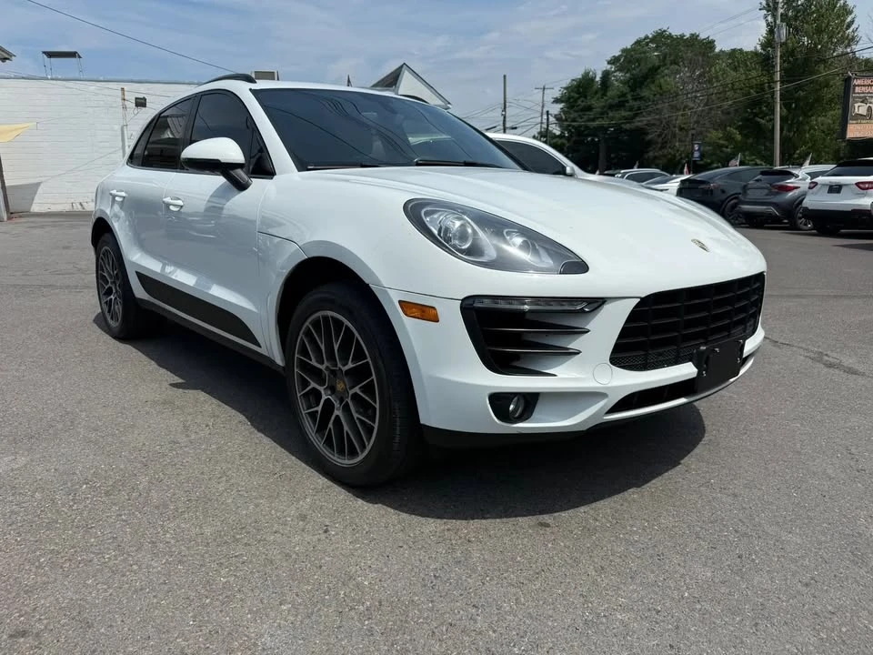 2016 Porsche Macan - Image 3 of 17