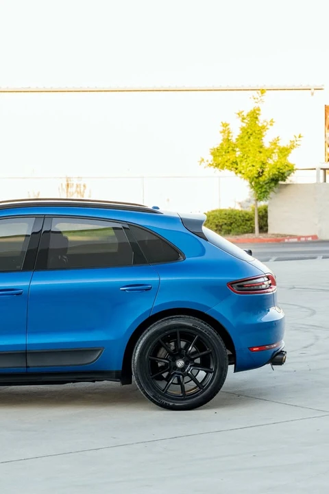 2016 Porsche Macan - Image 8 of 20