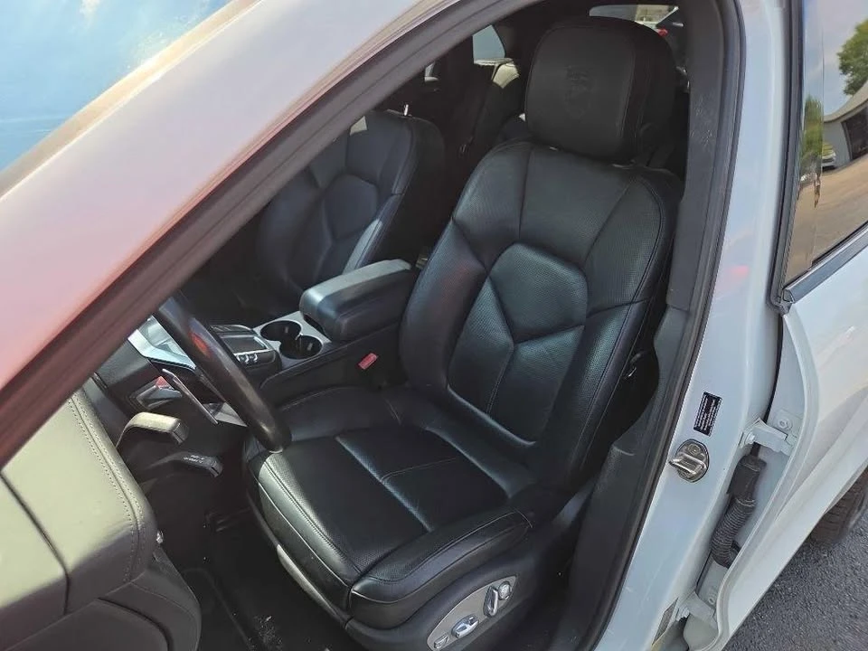 2016 Porsche Macan - Image 8 of 20
