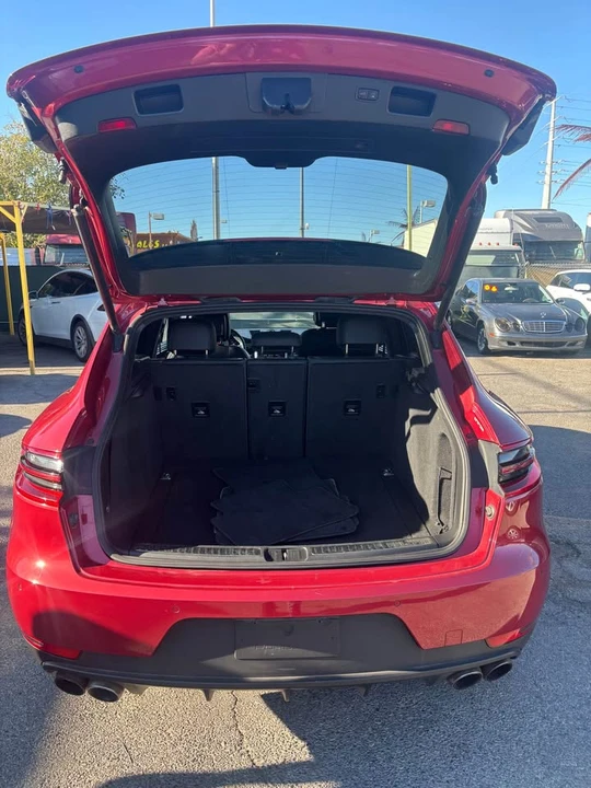 2016 Porsche Macan - Image 6 of 20