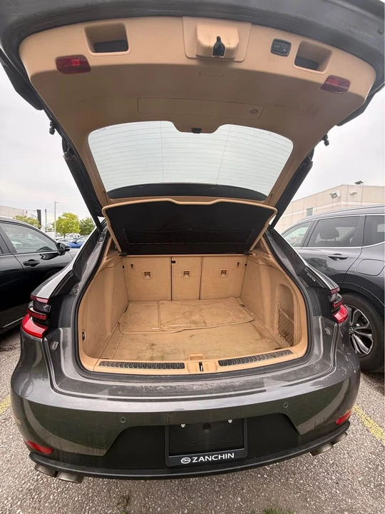 2016 Porsche Macan - Image 5 of 10