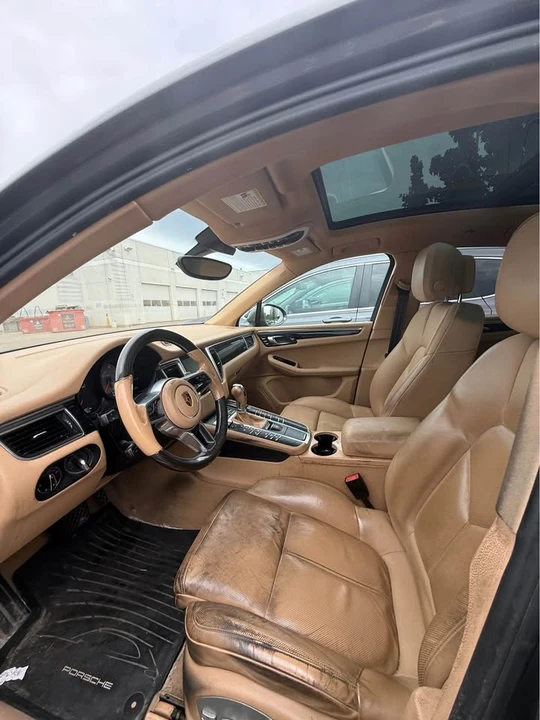 2016 Porsche Macan - Image 6 of 10