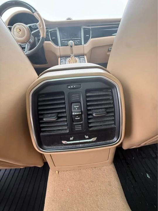 2016 Porsche Macan - Image 10 of 10
