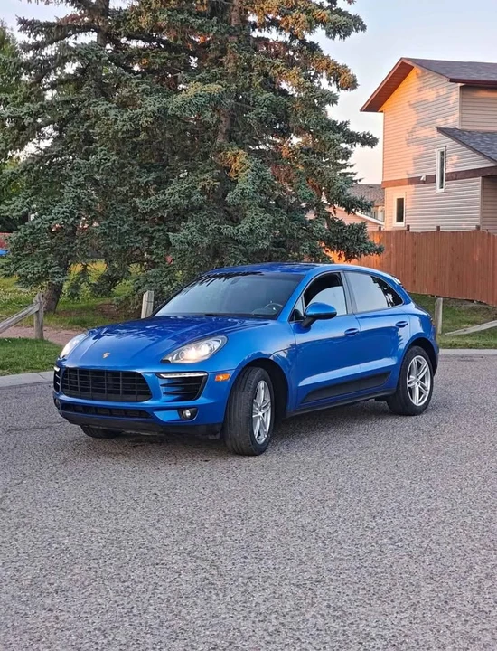 2016 Porsche Macan - Image 2 of 7