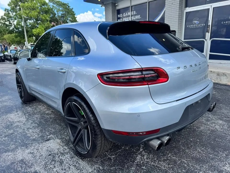2016 Porsche Macan - Image 5 of 20