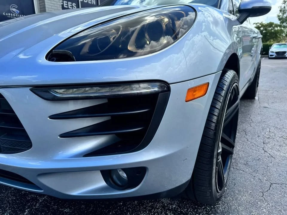 2016 Porsche Macan - Image 13 of 20