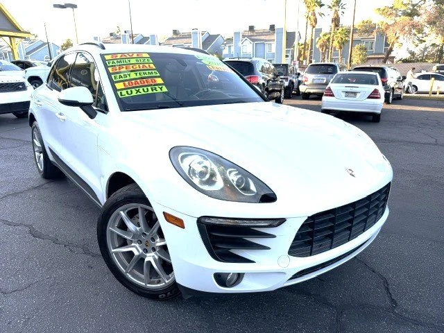 2016 Porsche Macan - Image 3 of 13