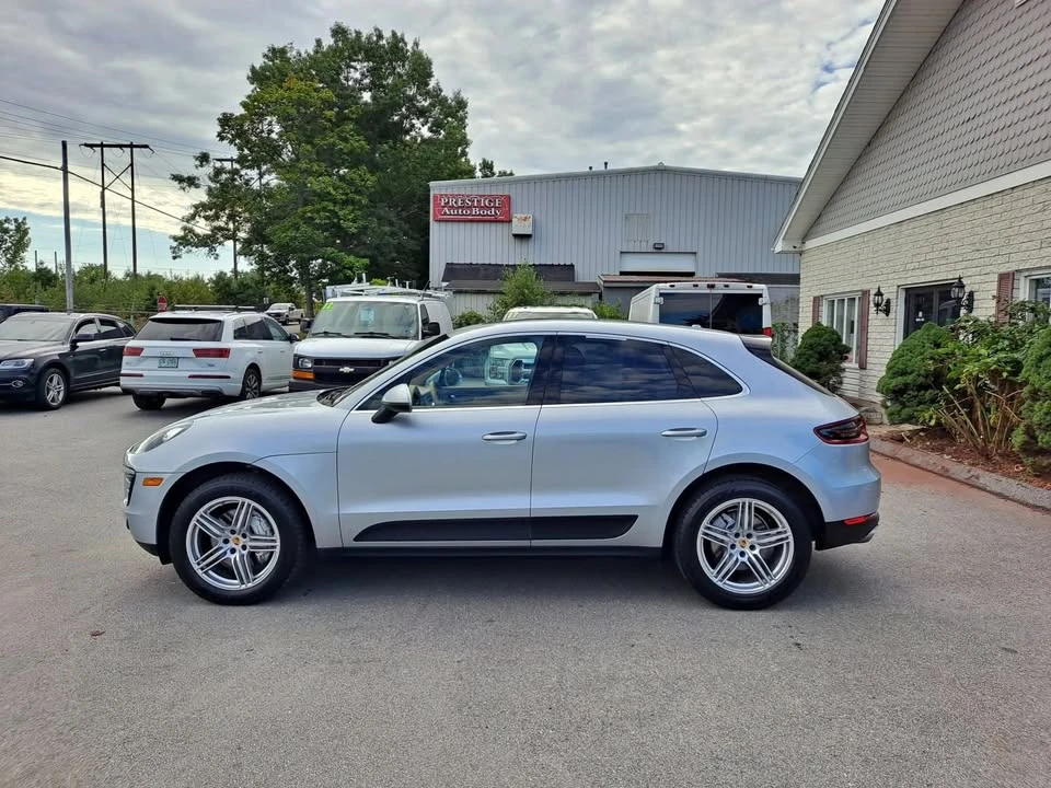2016 Porsche Macan - Image 5 of 11