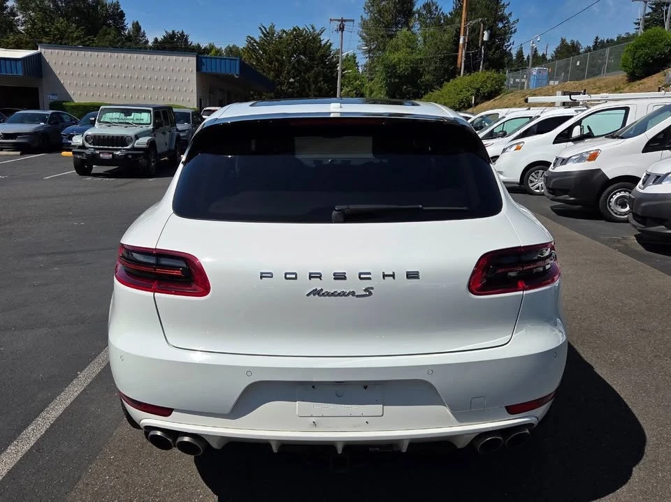 2016 Porsche Macan - Image 6 of 19