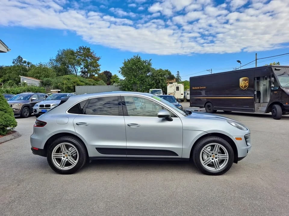 2016 Porsche Macan - Image 4 of 11