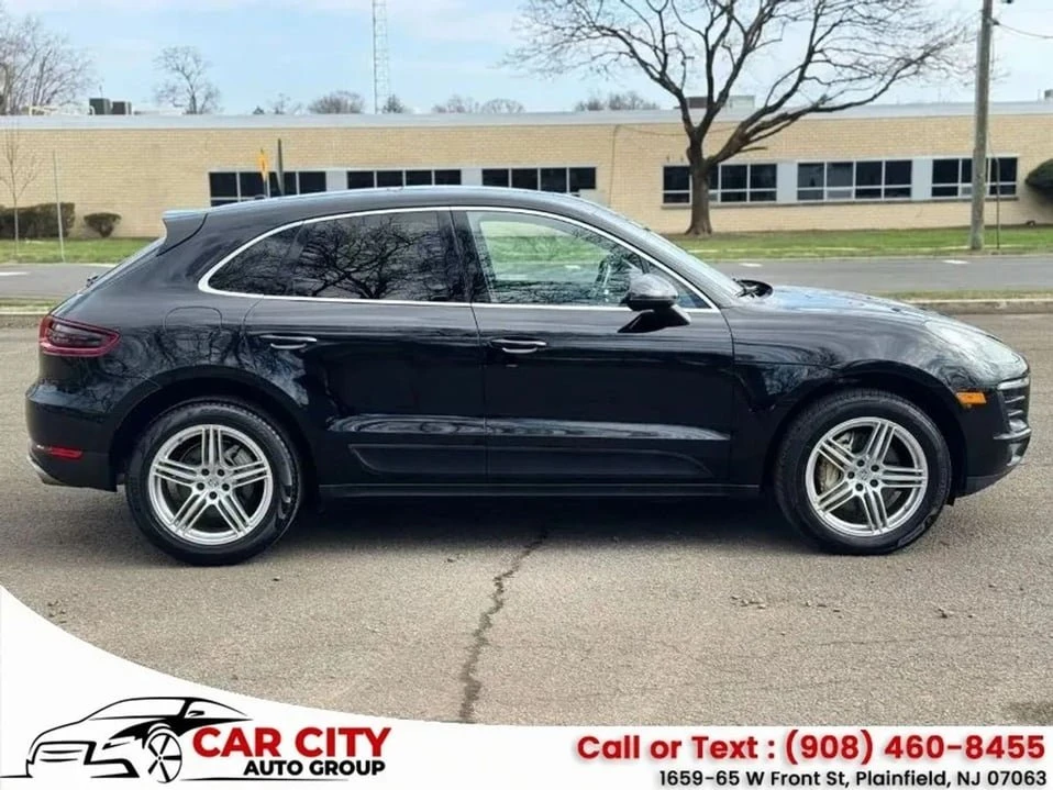 2016 Porsche Macan - Image 7 of 20
