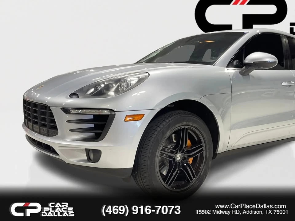 2016 Porsche Macan - Image 11 of 19