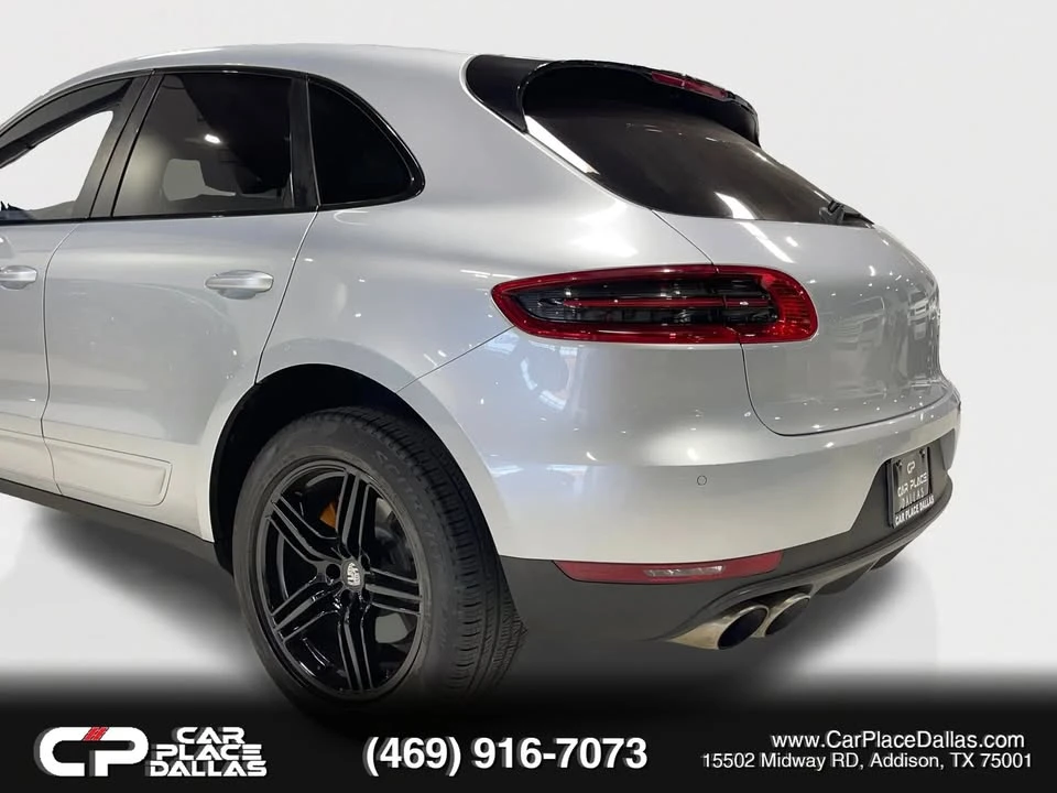 2016 Porsche Macan - Image 12 of 19