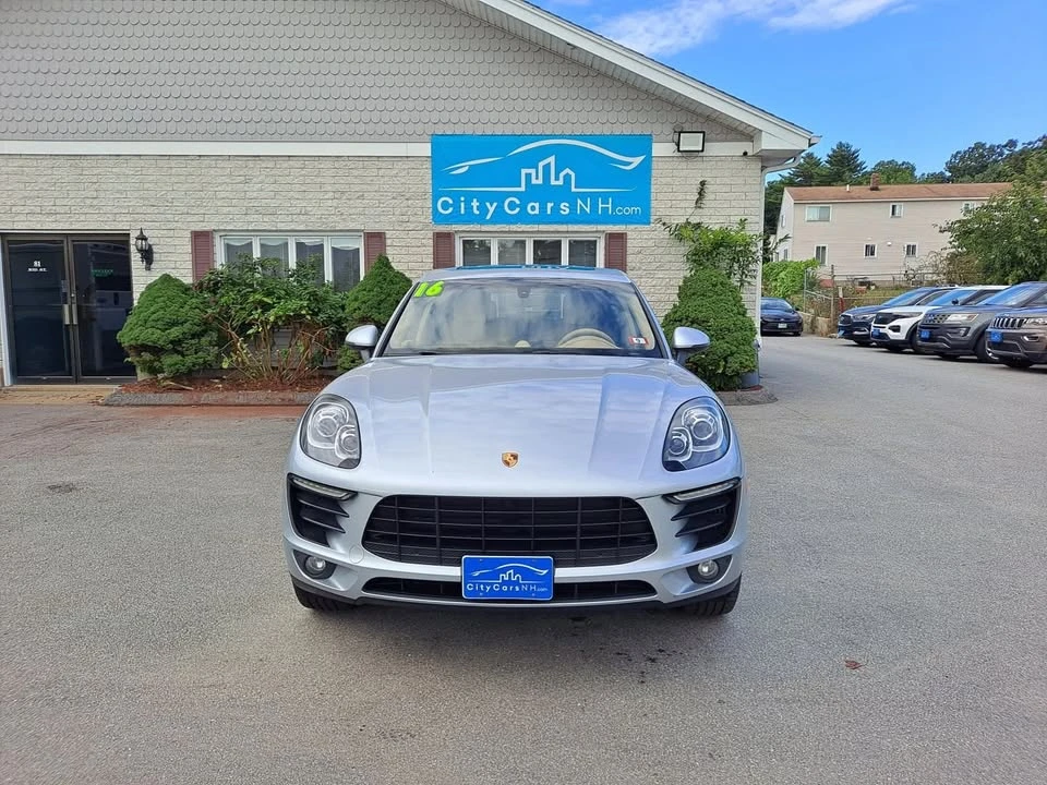 2016 Porsche Macan - Image 3 of 11