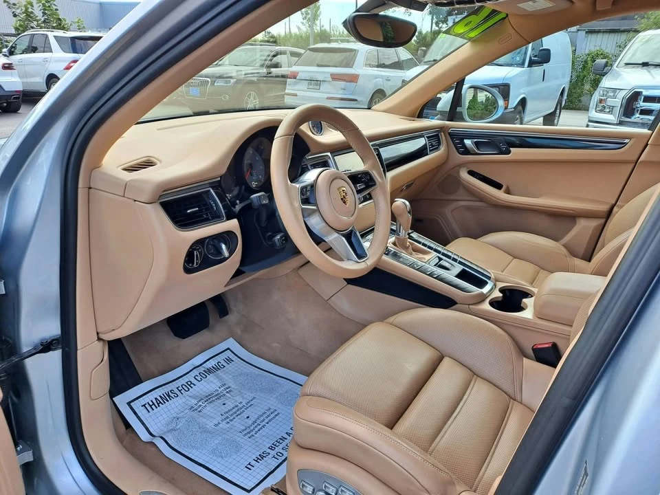 2016 Porsche Macan - Image 7 of 11