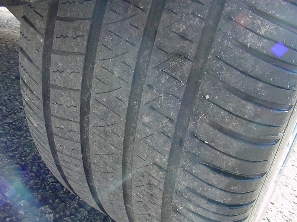 2016 Porsche Macan Turbo - Image 11 of 12