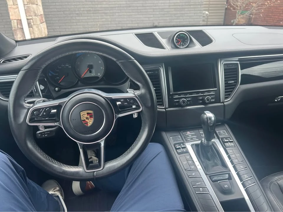 2016 Porsche Macan S - Image 6 of 9